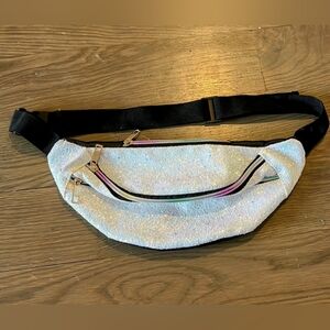 NWOT White Glitter Fanny Pack